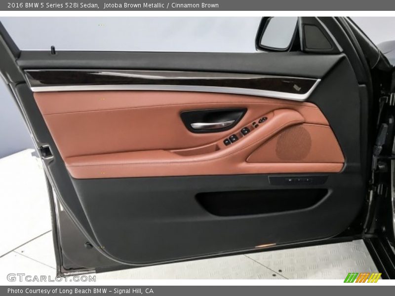 Jotoba Brown Metallic / Cinnamon Brown 2016 BMW 5 Series 528i Sedan
