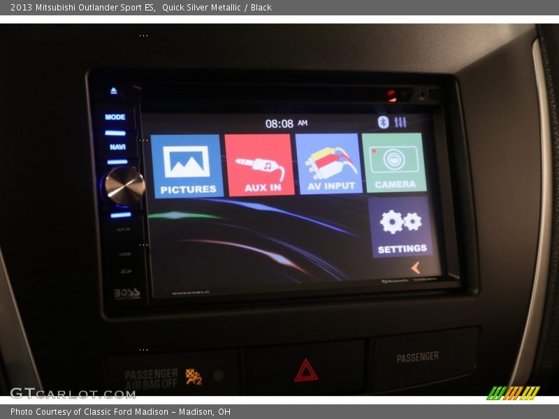 Quick Silver Metallic / Black 2013 Mitsubishi Outlander Sport ES
