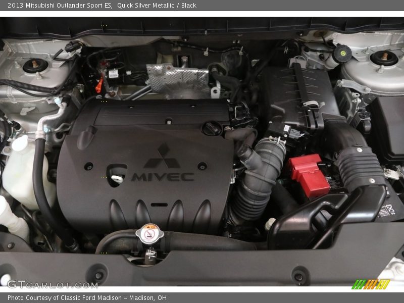 Quick Silver Metallic / Black 2013 Mitsubishi Outlander Sport ES