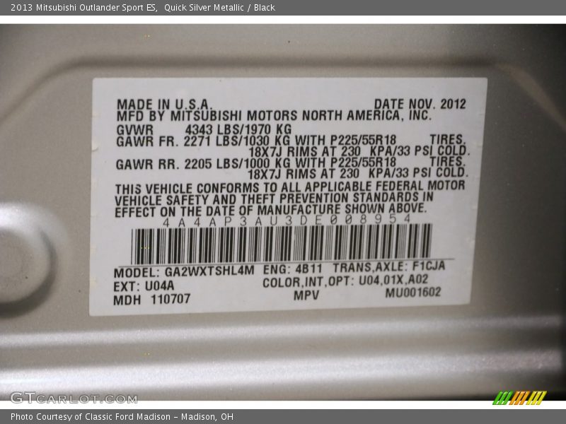 Quick Silver Metallic / Black 2013 Mitsubishi Outlander Sport ES