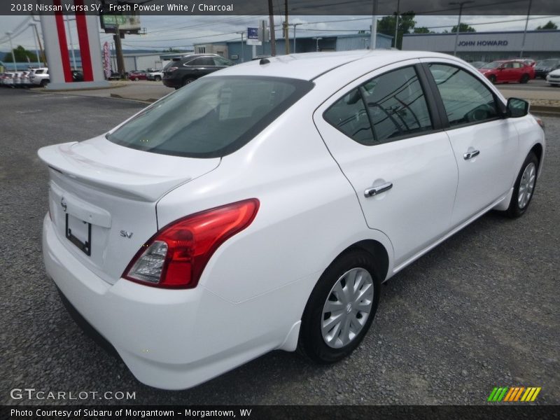 Fresh Powder White / Charcoal 2018 Nissan Versa SV