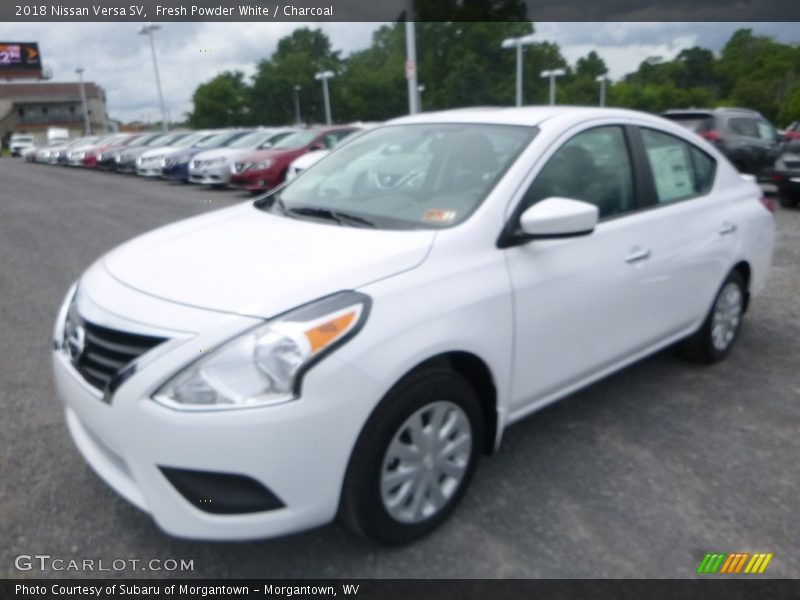 Fresh Powder White / Charcoal 2018 Nissan Versa SV