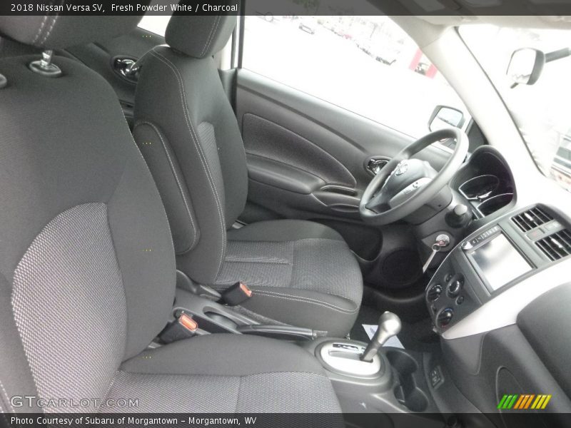 Fresh Powder White / Charcoal 2018 Nissan Versa SV