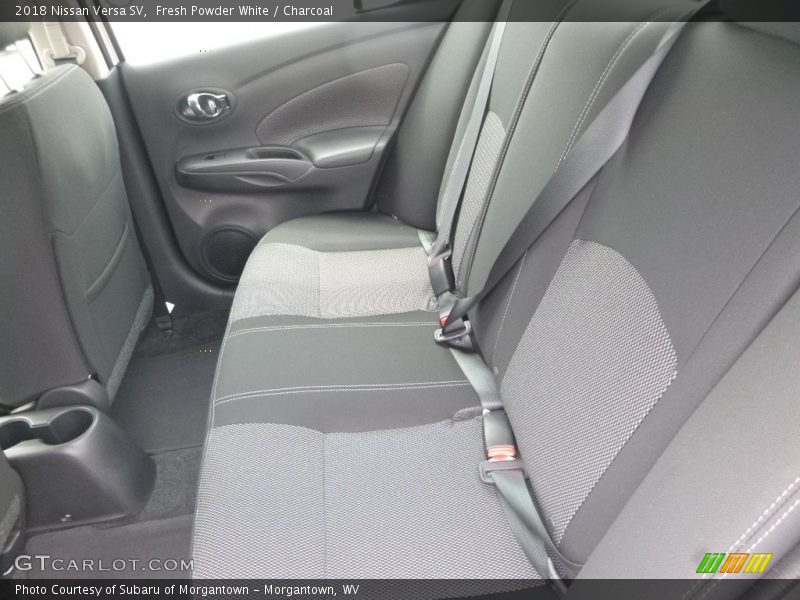Fresh Powder White / Charcoal 2018 Nissan Versa SV