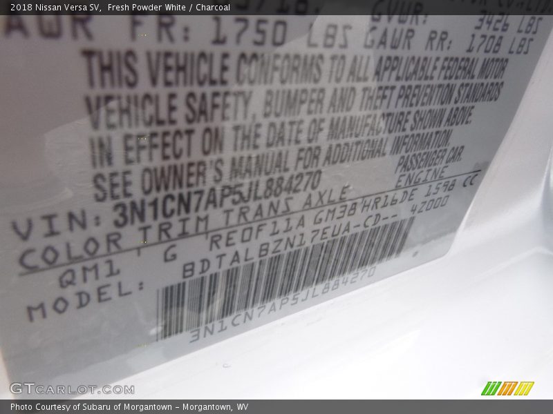 Fresh Powder White / Charcoal 2018 Nissan Versa SV