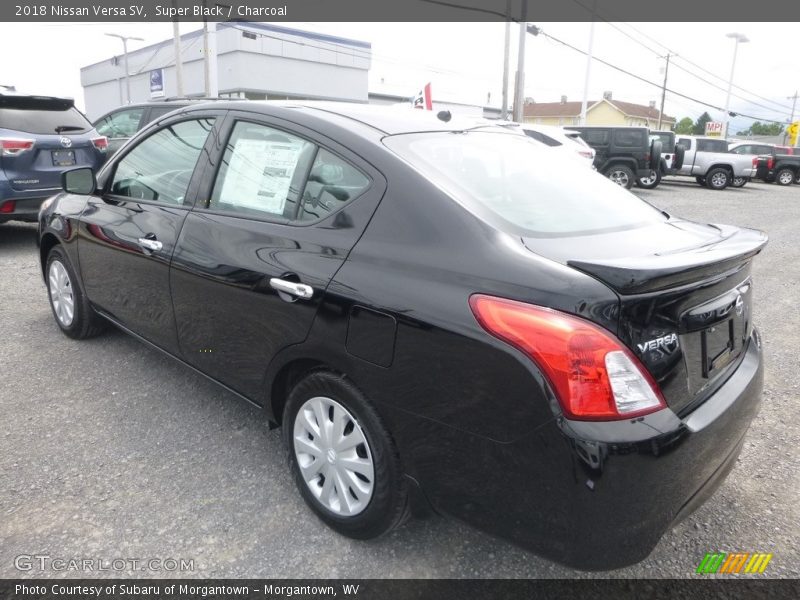 Super Black / Charcoal 2018 Nissan Versa SV