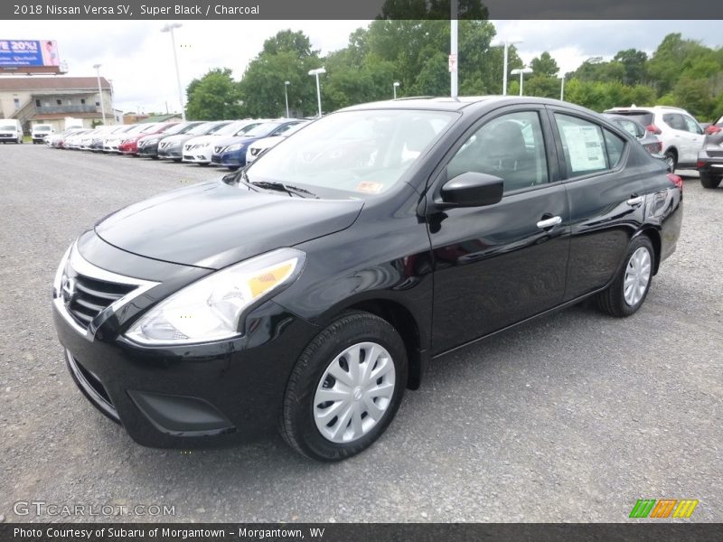 Super Black / Charcoal 2018 Nissan Versa SV