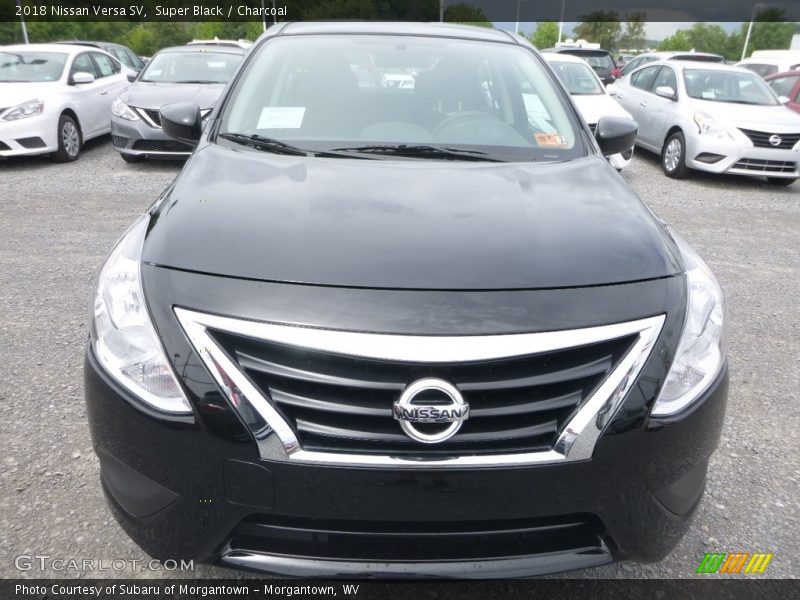 Super Black / Charcoal 2018 Nissan Versa SV