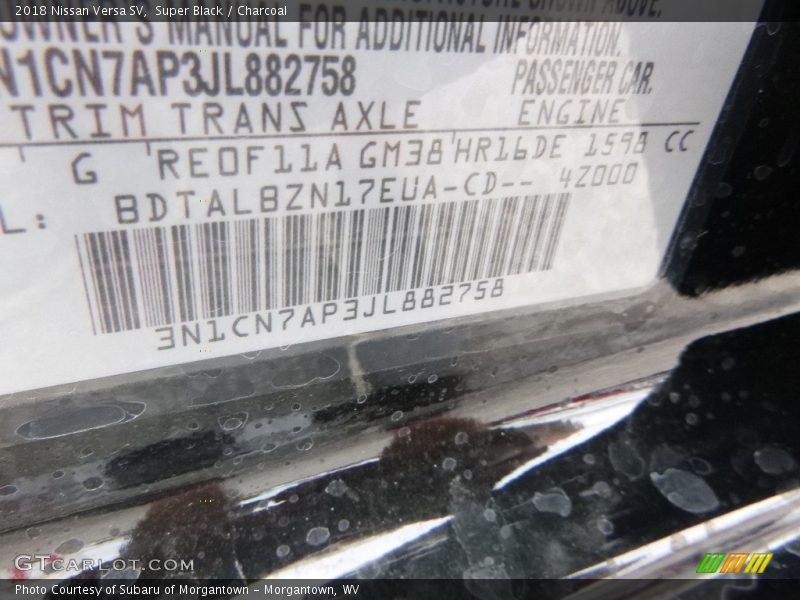 Super Black / Charcoal 2018 Nissan Versa SV