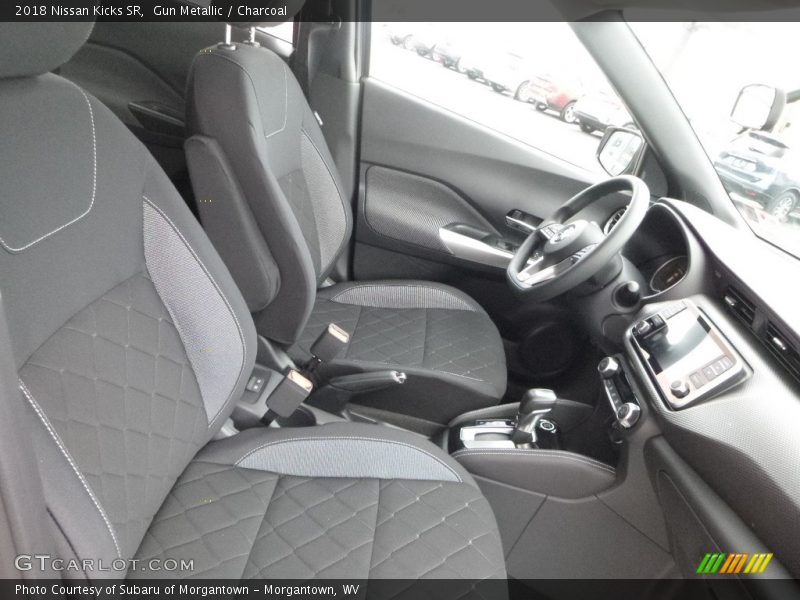 Front Seat of 2018 Kicks SR