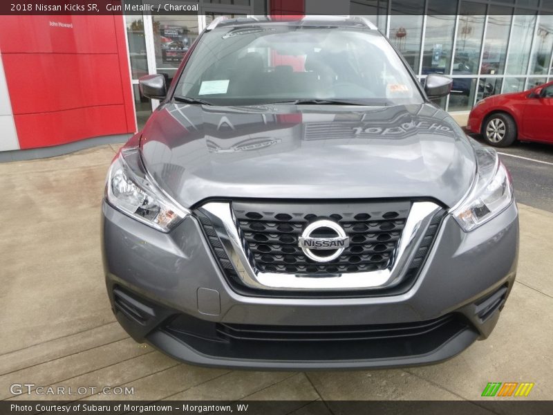 Gun Metallic / Charcoal 2018 Nissan Kicks SR