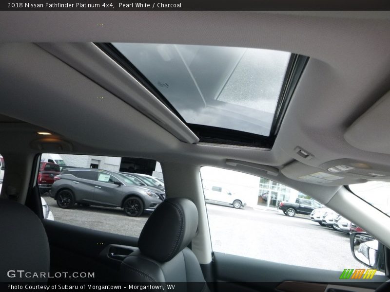 Pearl White / Charcoal 2018 Nissan Pathfinder Platinum 4x4