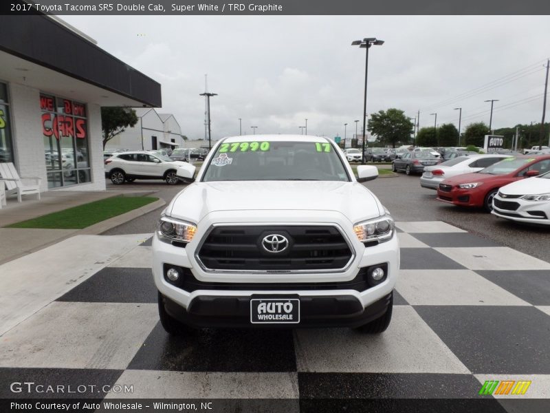 Super White / TRD Graphite 2017 Toyota Tacoma SR5 Double Cab