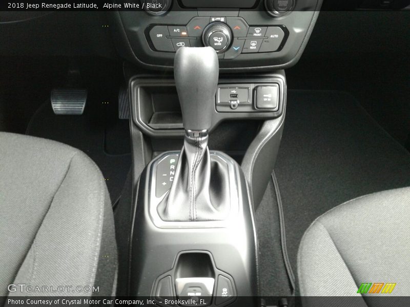 Alpine White / Black 2018 Jeep Renegade Latitude