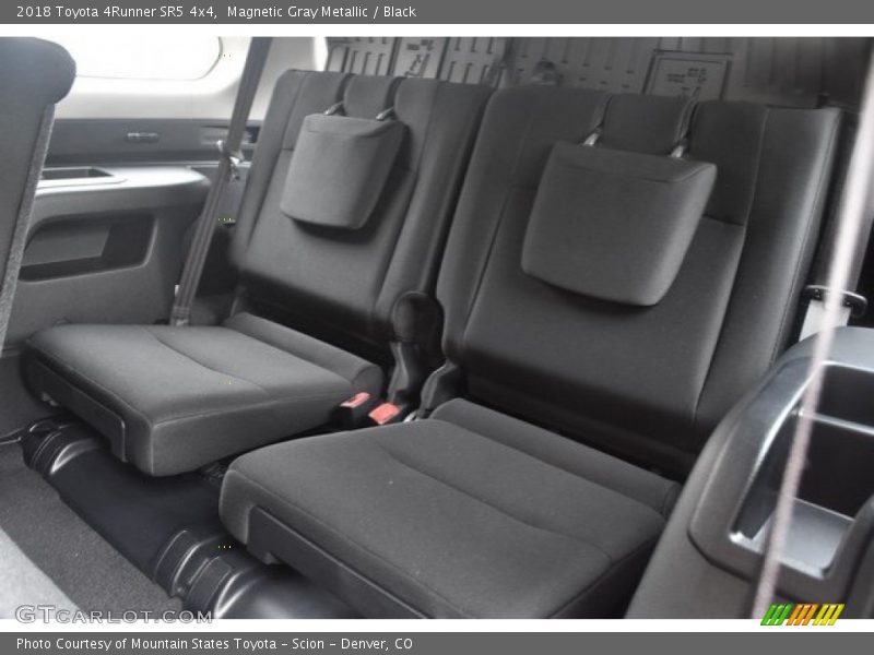 Magnetic Gray Metallic / Black 2018 Toyota 4Runner SR5 4x4