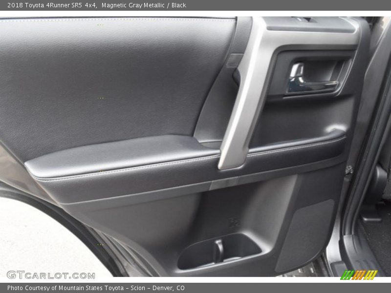 Magnetic Gray Metallic / Black 2018 Toyota 4Runner SR5 4x4