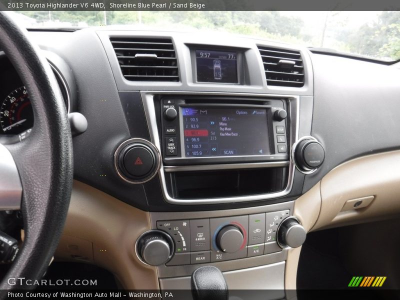Shoreline Blue Pearl / Sand Beige 2013 Toyota Highlander V6 4WD