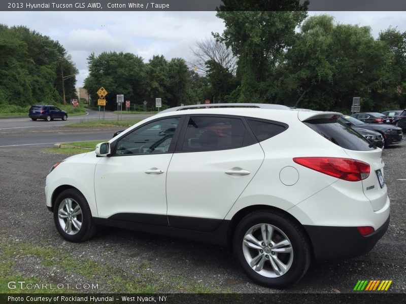 Cotton White / Taupe 2013 Hyundai Tucson GLS AWD