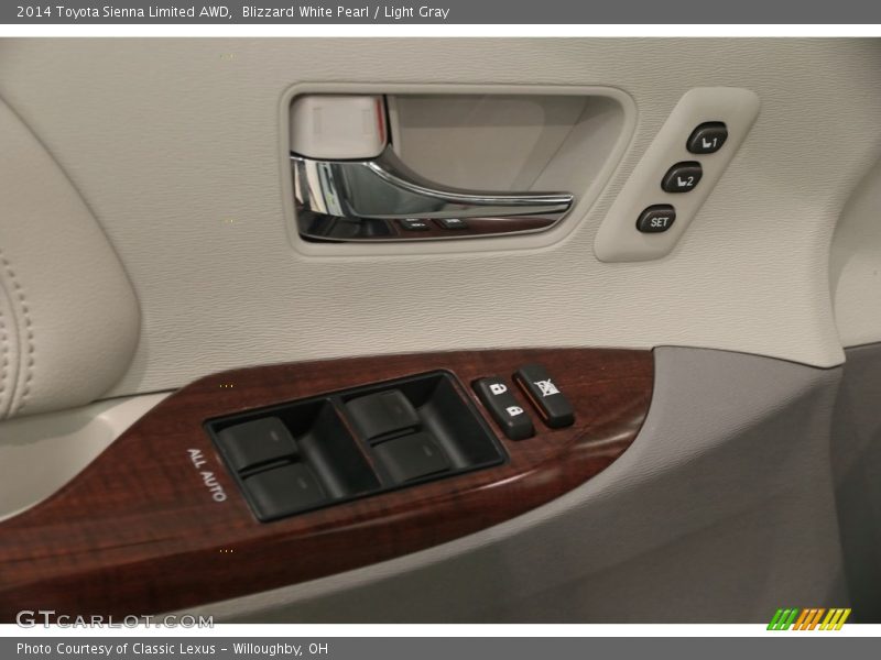 Blizzard White Pearl / Light Gray 2014 Toyota Sienna Limited AWD