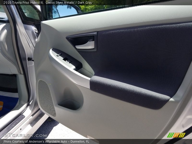 Classic Silver Metallic / Dark Gray 2010 Toyota Prius Hybrid III