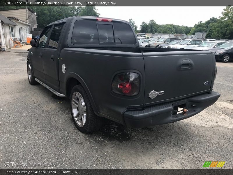 Black / Black/Grey 2002 Ford F150 Harley-Davidson SuperCrew