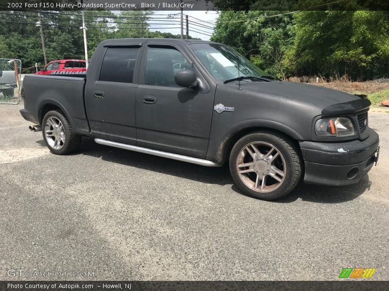 Black / Black/Grey 2002 Ford F150 Harley-Davidson SuperCrew