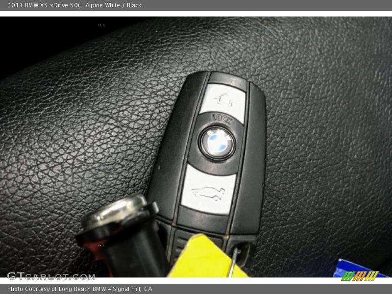 Alpine White / Black 2013 BMW X5 xDrive 50i