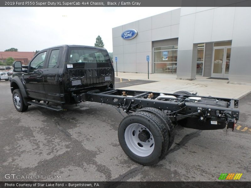 Black / Earth Gray 2019 Ford F550 Super Duty XL SuperCab 4x4 Chassis