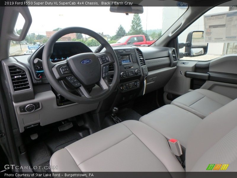  2019 F550 Super Duty XL SuperCab 4x4 Chassis Earth Gray Interior