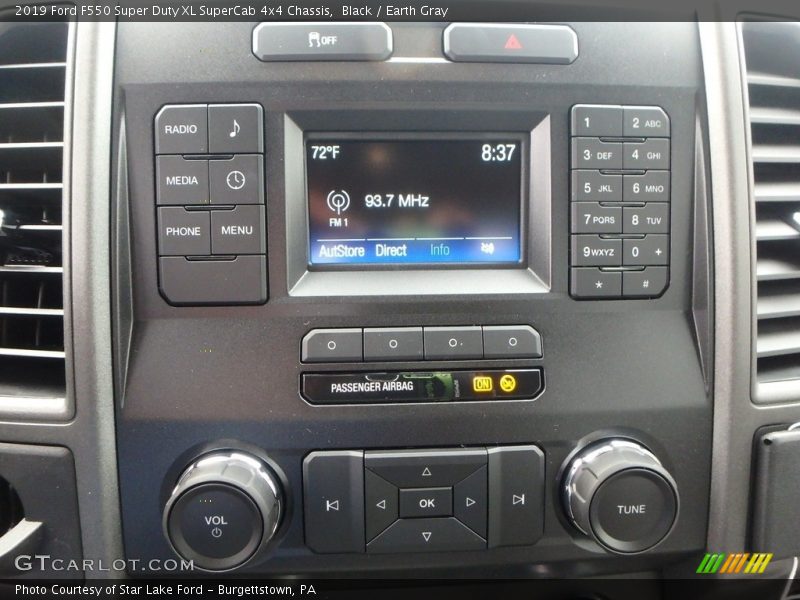 Controls of 2019 F550 Super Duty XL SuperCab 4x4 Chassis