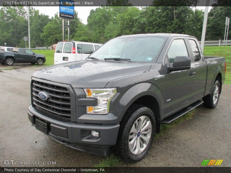 Magnetic / Black 2017 Ford F150 XL SuperCab 4x4