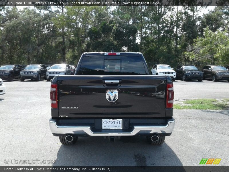 Rugged Brown Pearl / Mountain Brown/Light Frost Beige 2019 Ram 1500 Laramie Crew Cab