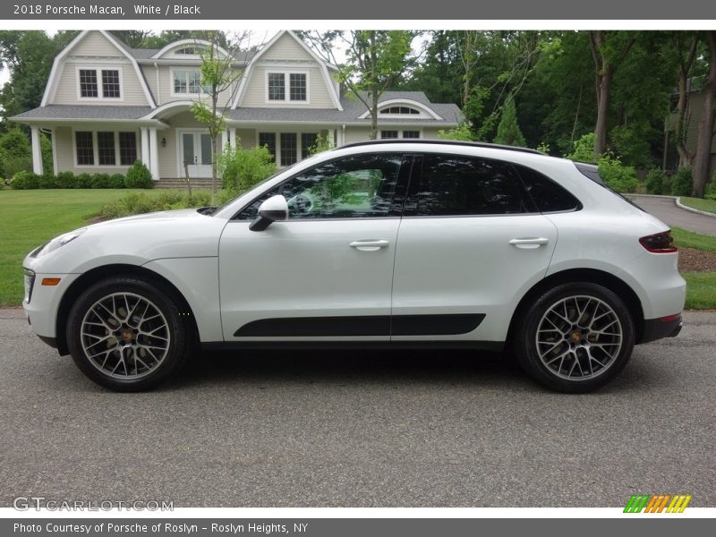 White / Black 2018 Porsche Macan