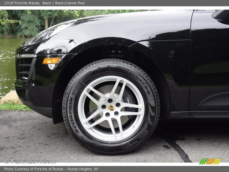  2018 Macan  Wheel