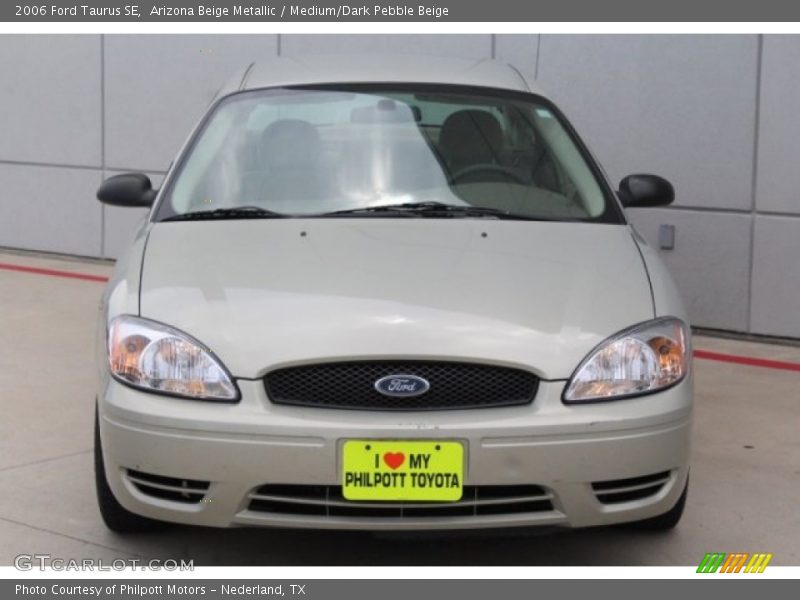 Arizona Beige Metallic / Medium/Dark Pebble Beige 2006 Ford Taurus SE