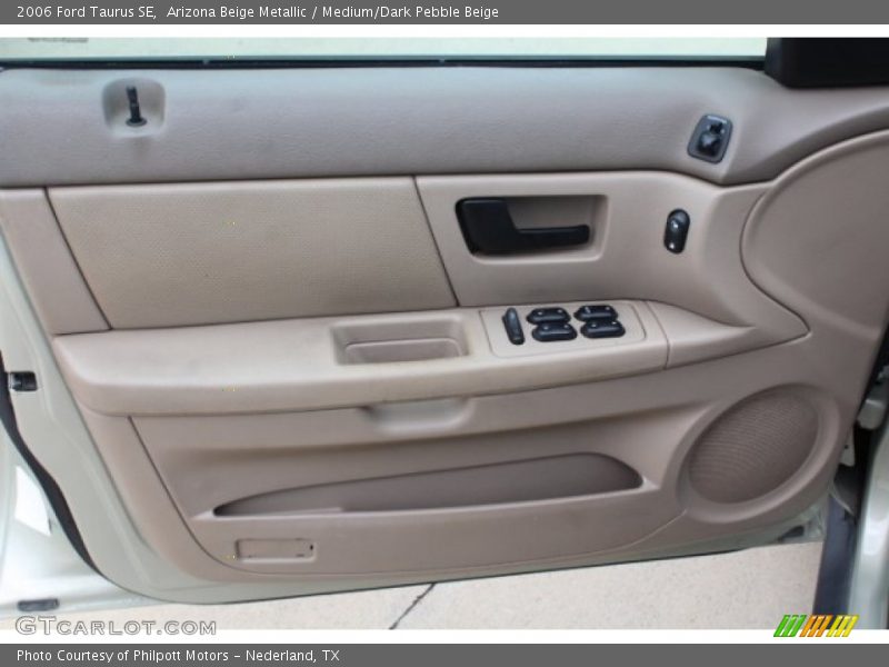 Arizona Beige Metallic / Medium/Dark Pebble Beige 2006 Ford Taurus SE