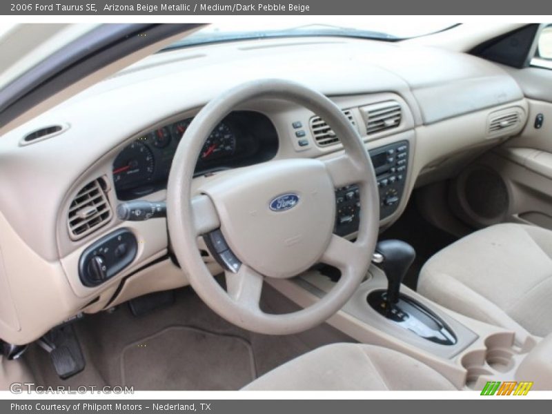 Arizona Beige Metallic / Medium/Dark Pebble Beige 2006 Ford Taurus SE