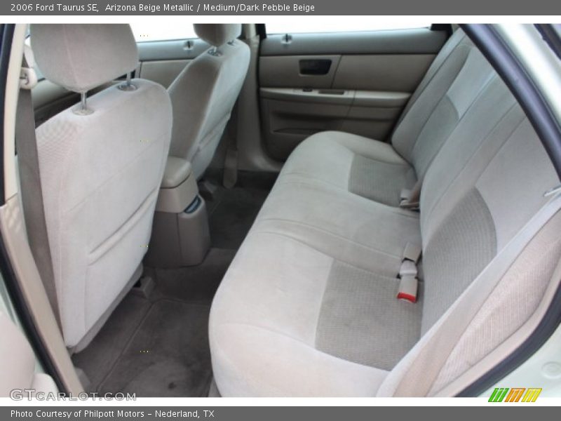 Arizona Beige Metallic / Medium/Dark Pebble Beige 2006 Ford Taurus SE