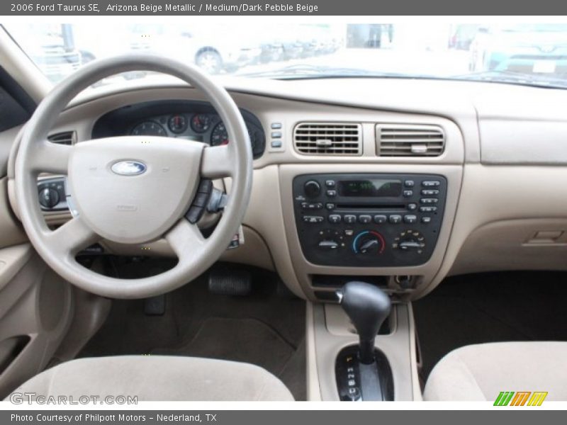 Arizona Beige Metallic / Medium/Dark Pebble Beige 2006 Ford Taurus SE