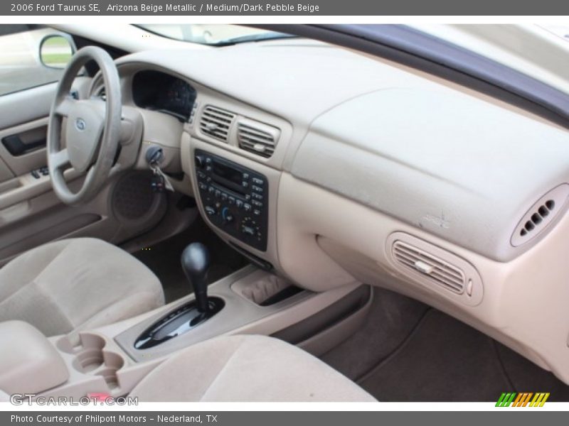 Arizona Beige Metallic / Medium/Dark Pebble Beige 2006 Ford Taurus SE