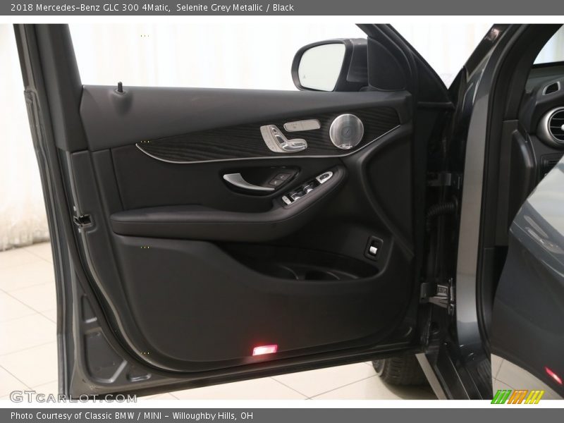 Selenite Grey Metallic / Black 2018 Mercedes-Benz GLC 300 4Matic
