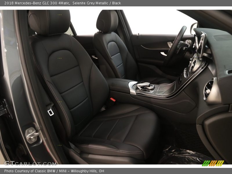 Selenite Grey Metallic / Black 2018 Mercedes-Benz GLC 300 4Matic