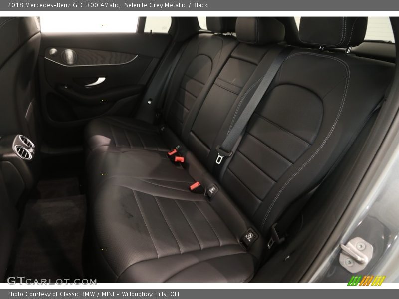 Selenite Grey Metallic / Black 2018 Mercedes-Benz GLC 300 4Matic