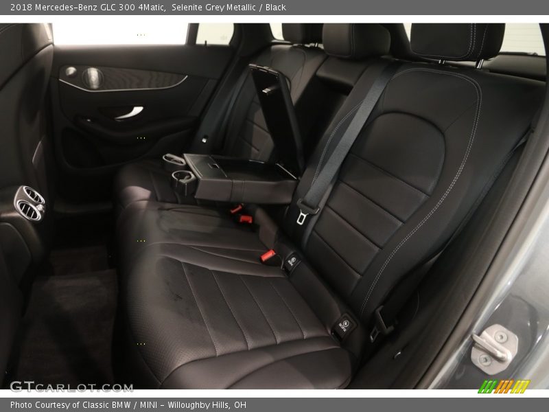 Selenite Grey Metallic / Black 2018 Mercedes-Benz GLC 300 4Matic