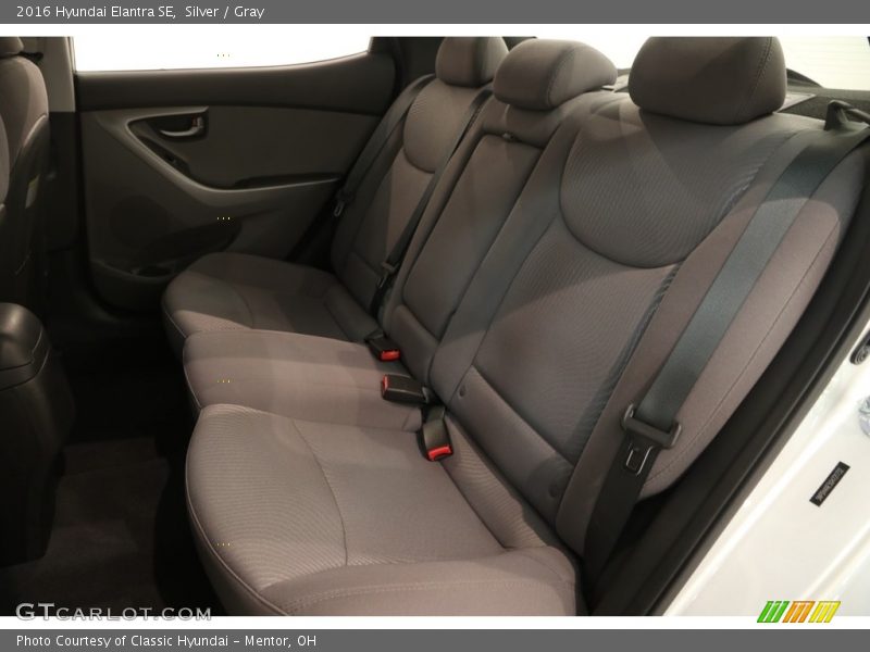 Silver / Gray 2016 Hyundai Elantra SE
