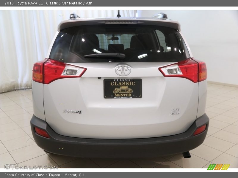 Classic Silver Metallic / Ash 2015 Toyota RAV4 LE