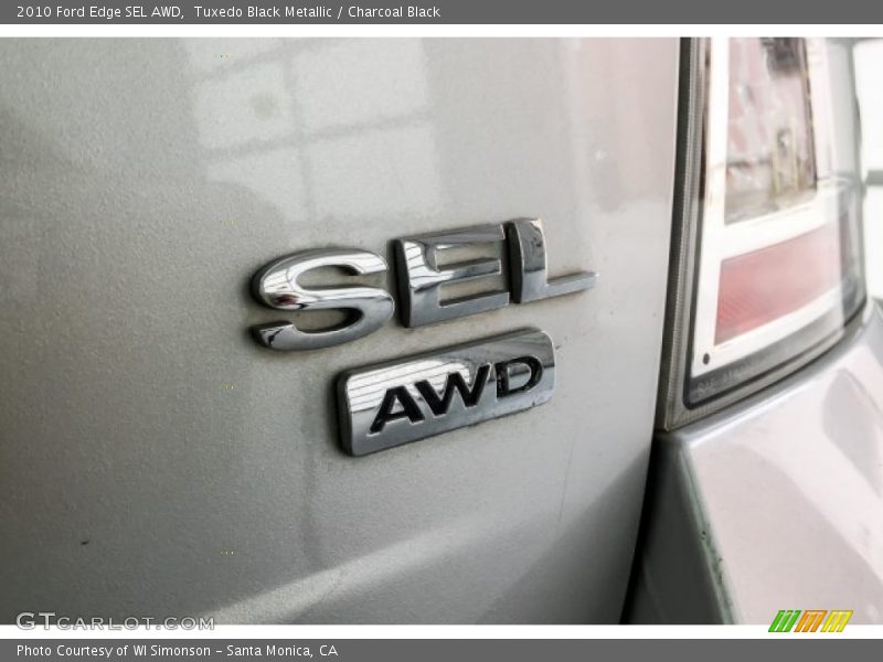 Tuxedo Black Metallic / Charcoal Black 2010 Ford Edge SEL AWD