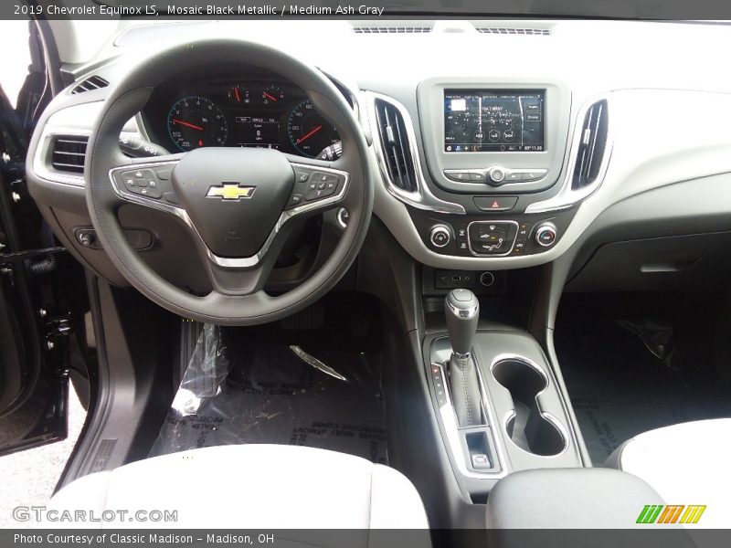 Mosaic Black Metallic / Medium Ash Gray 2019 Chevrolet Equinox LS