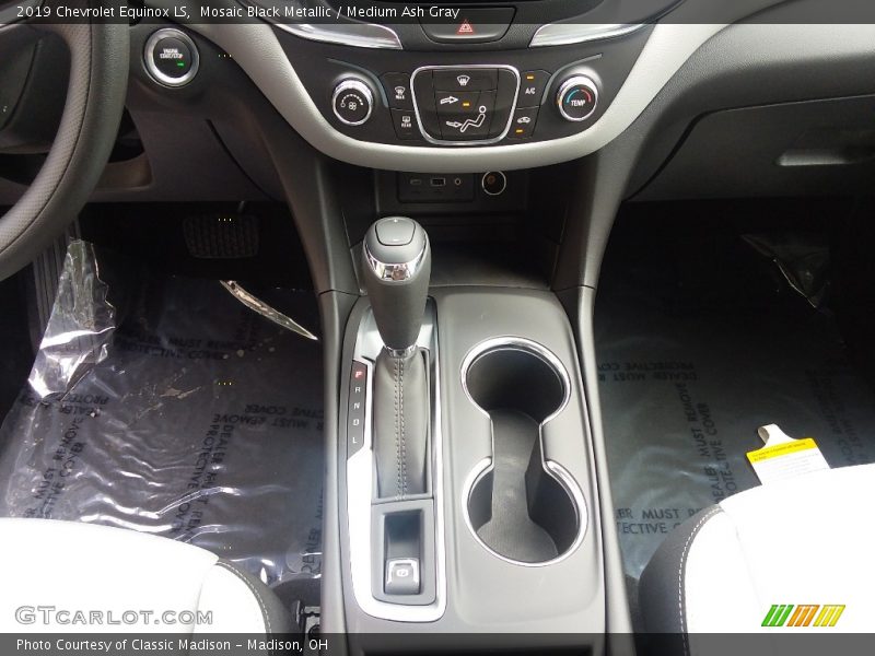 Mosaic Black Metallic / Medium Ash Gray 2019 Chevrolet Equinox LS