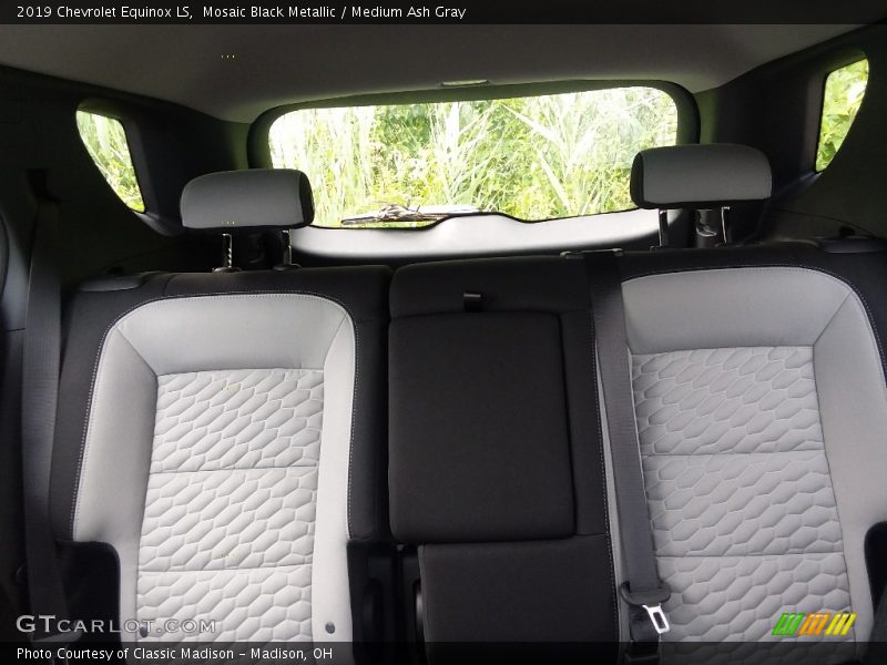 Mosaic Black Metallic / Medium Ash Gray 2019 Chevrolet Equinox LS